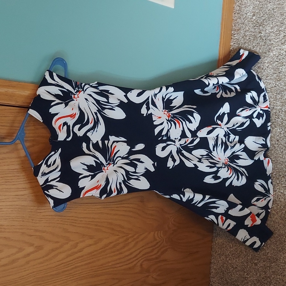 love...ady Navy Floral Dress - Picture 5 of 5
